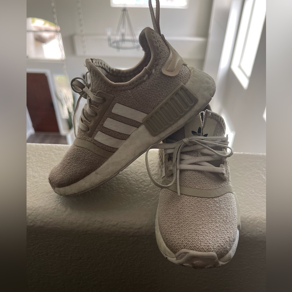 Adidas Beige Sneakers NMD_R1 SHOES toddler 7.5